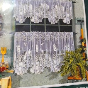 Heritage Lace Flower Garden